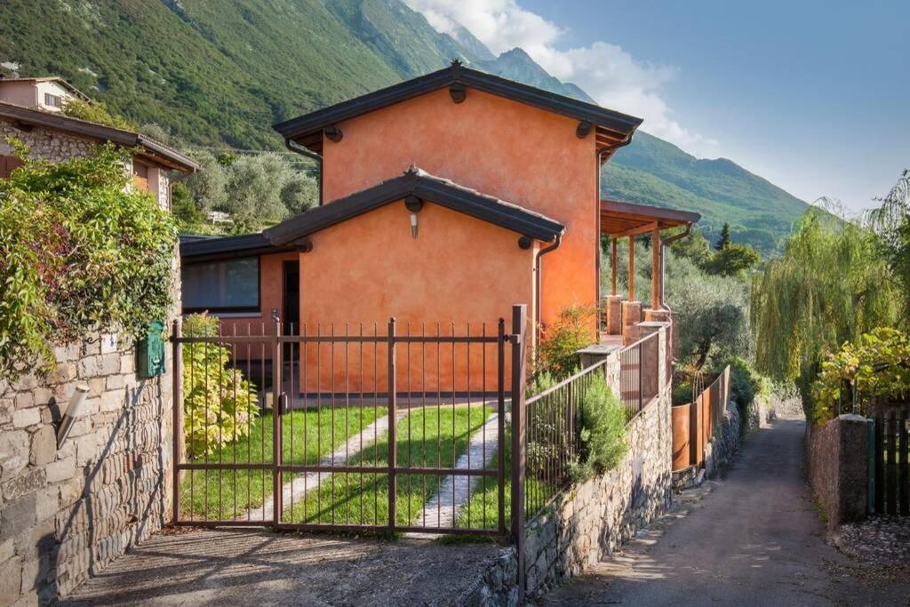 Casale San Michele Villa Malcesine Bagian luar foto