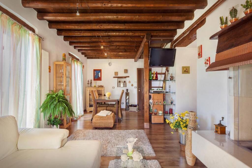 Casale San Michele Villa Malcesine Bagian luar foto